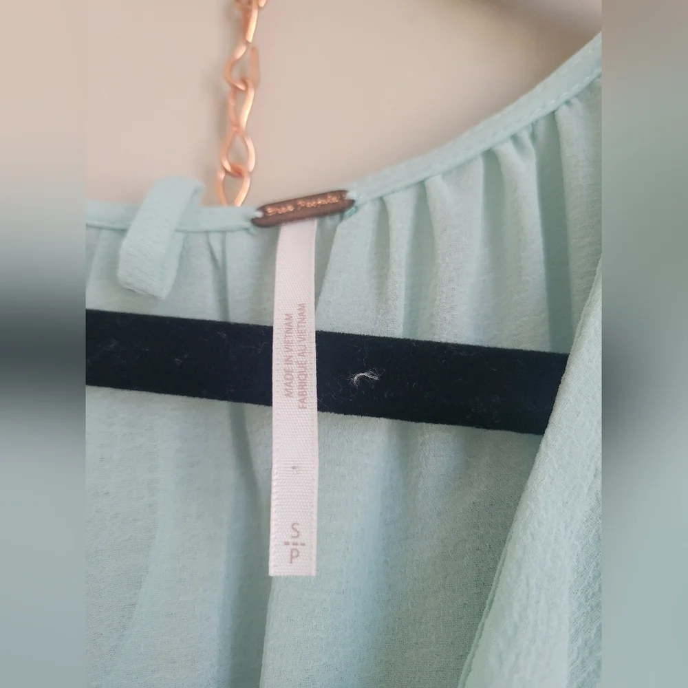 Free People Dreamland Solid Tunic,flowy Sleeves Size Small - Picture 2 of 10